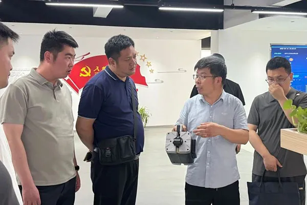 校企联动促就业！豫西10所高校天团走进泰斯特“探岗”